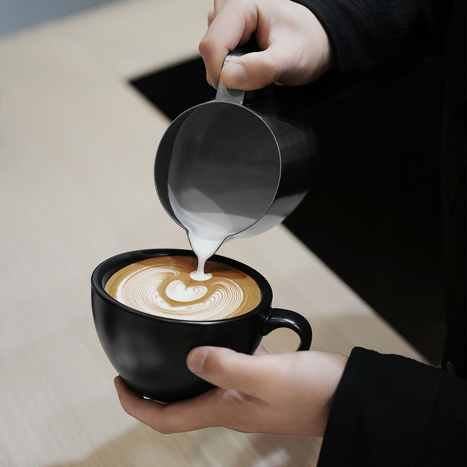 MHW-3BOMBER - Milk frothing pitcher U-Shape GT silver spot stainless steel 600 ml 