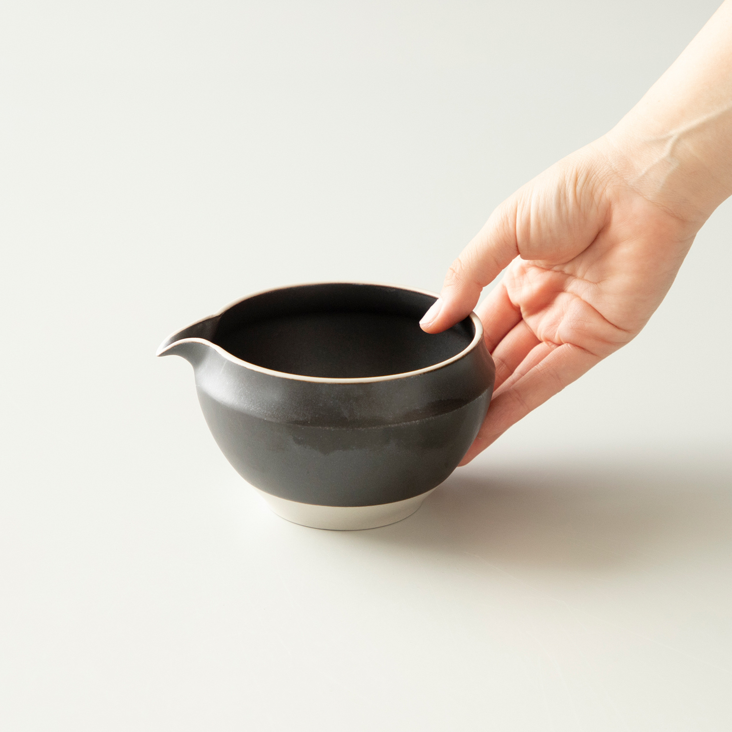 ORIGAMI - Katakuchi Matcha Bowl 540ml - Black