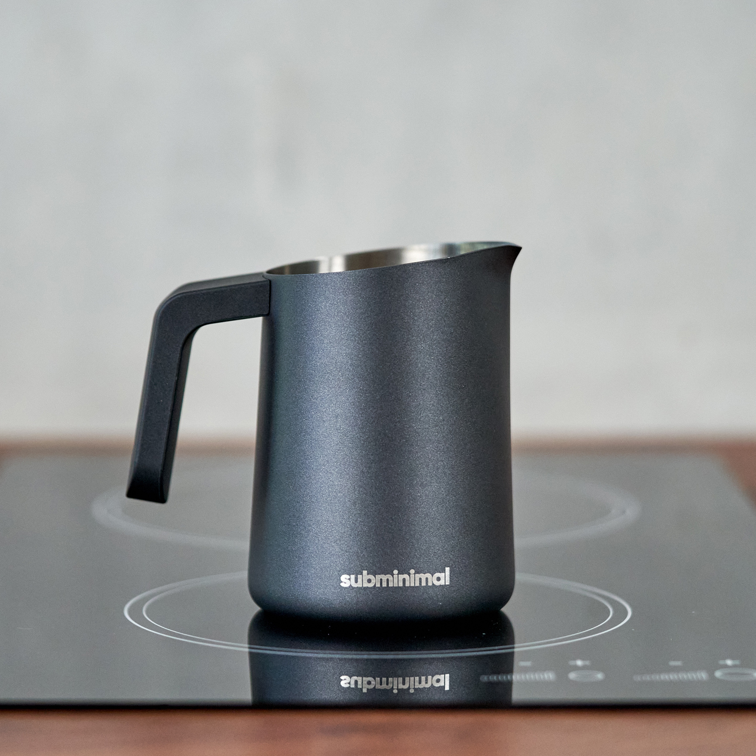 Subminimal - FlowTip Milk Jug Black 450ml