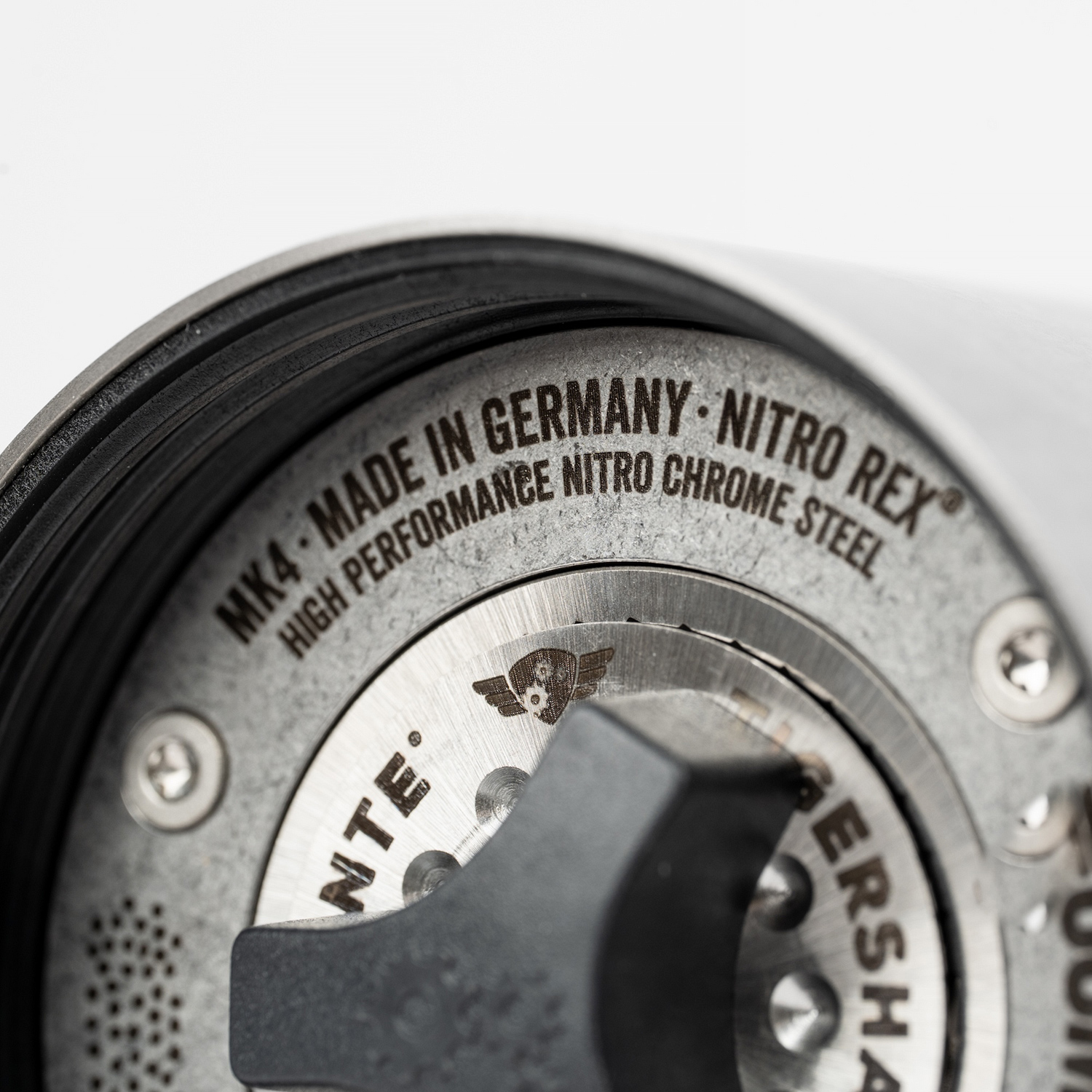 Comandante - Młynek C40 MK4 Lab Series Tigershark Stone Washed