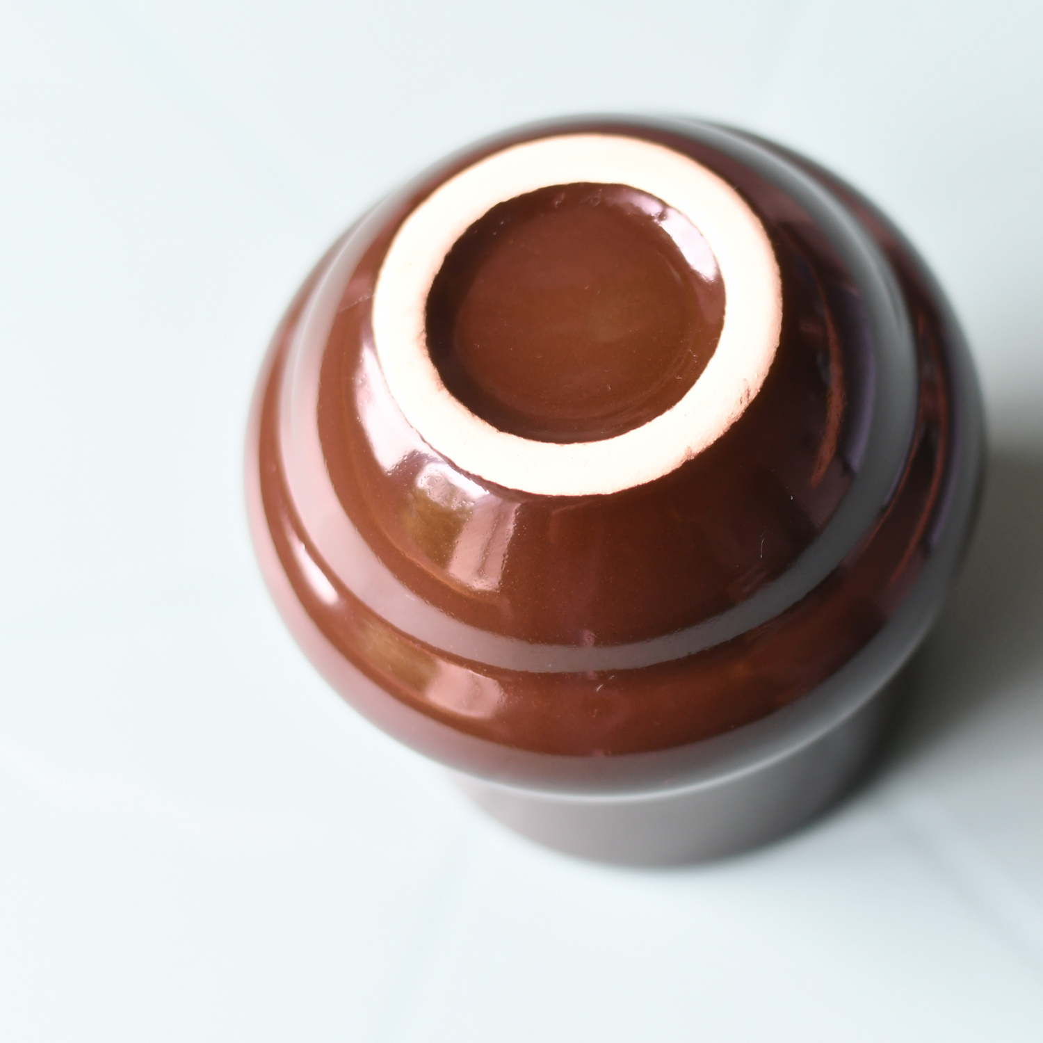 NOT.BAD - kubek ceramiczny BAD IDEA wypukły brązowy 350 ml