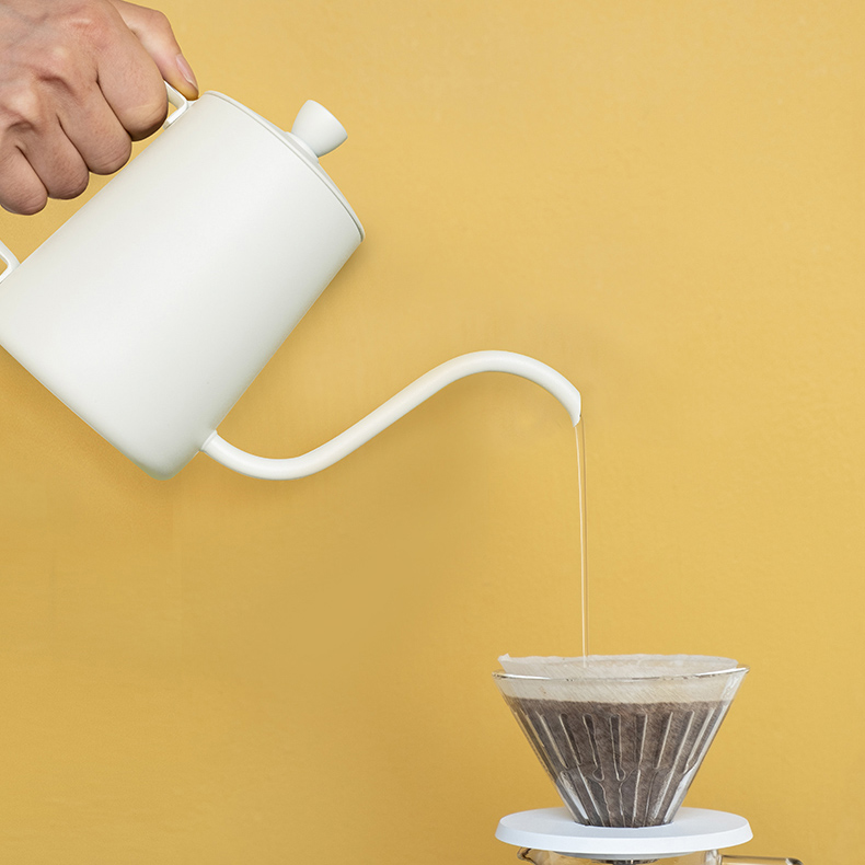Timemore - Czajnik z wylewką Youth Kettle 700 ml biały
