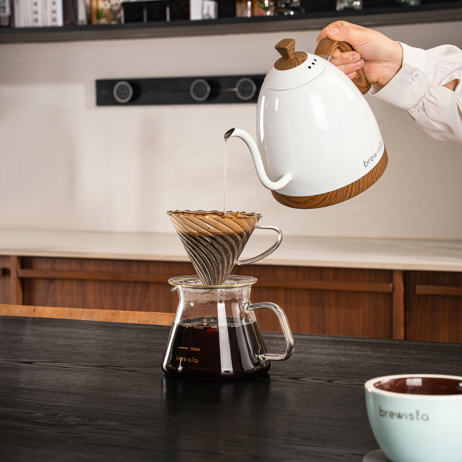Brewista - Artisan Variable Temperature Kettle Perłowa Biel 1l - Czajnik elektryczny