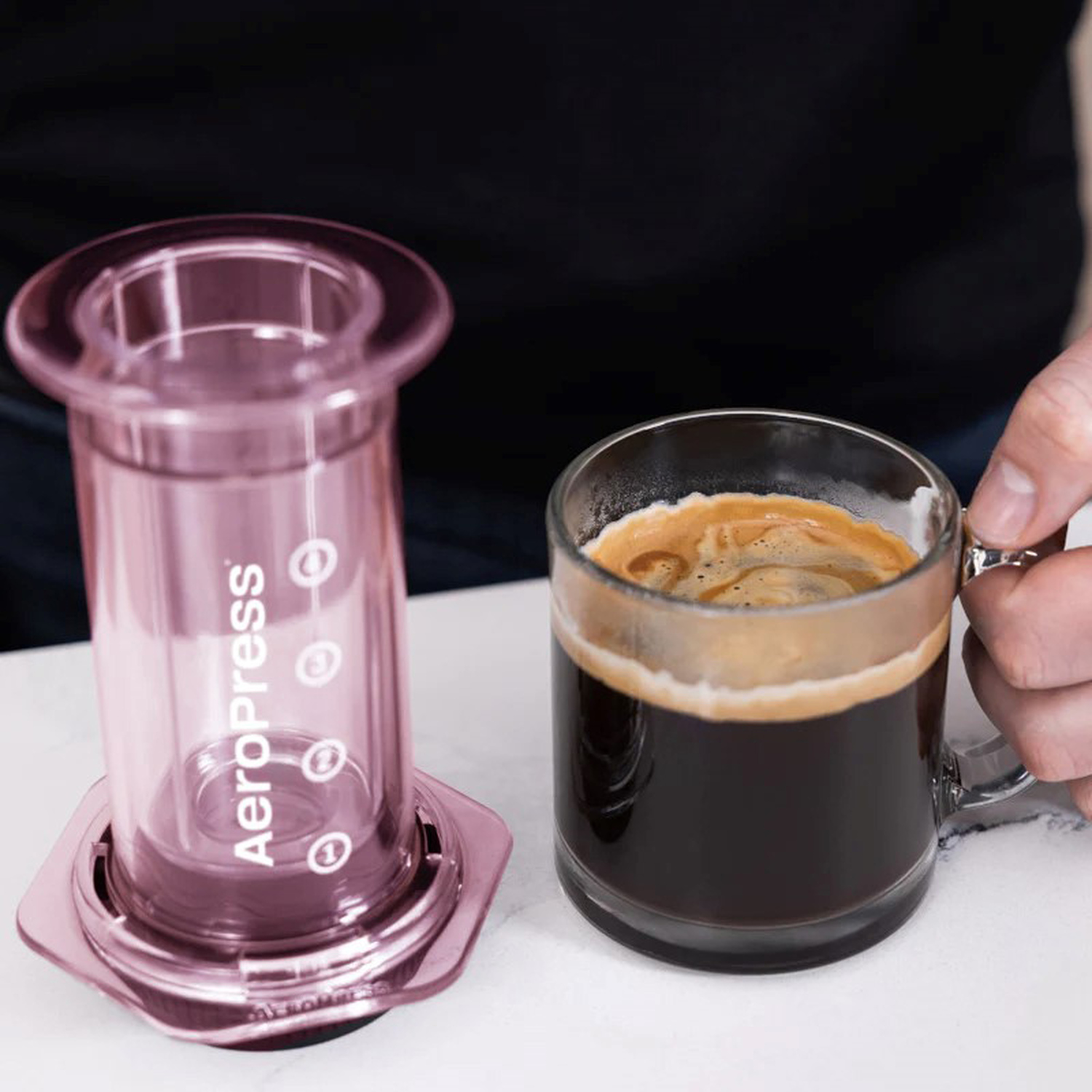 AeroPress Clear Pink - Zaparzacz do kawy różowy