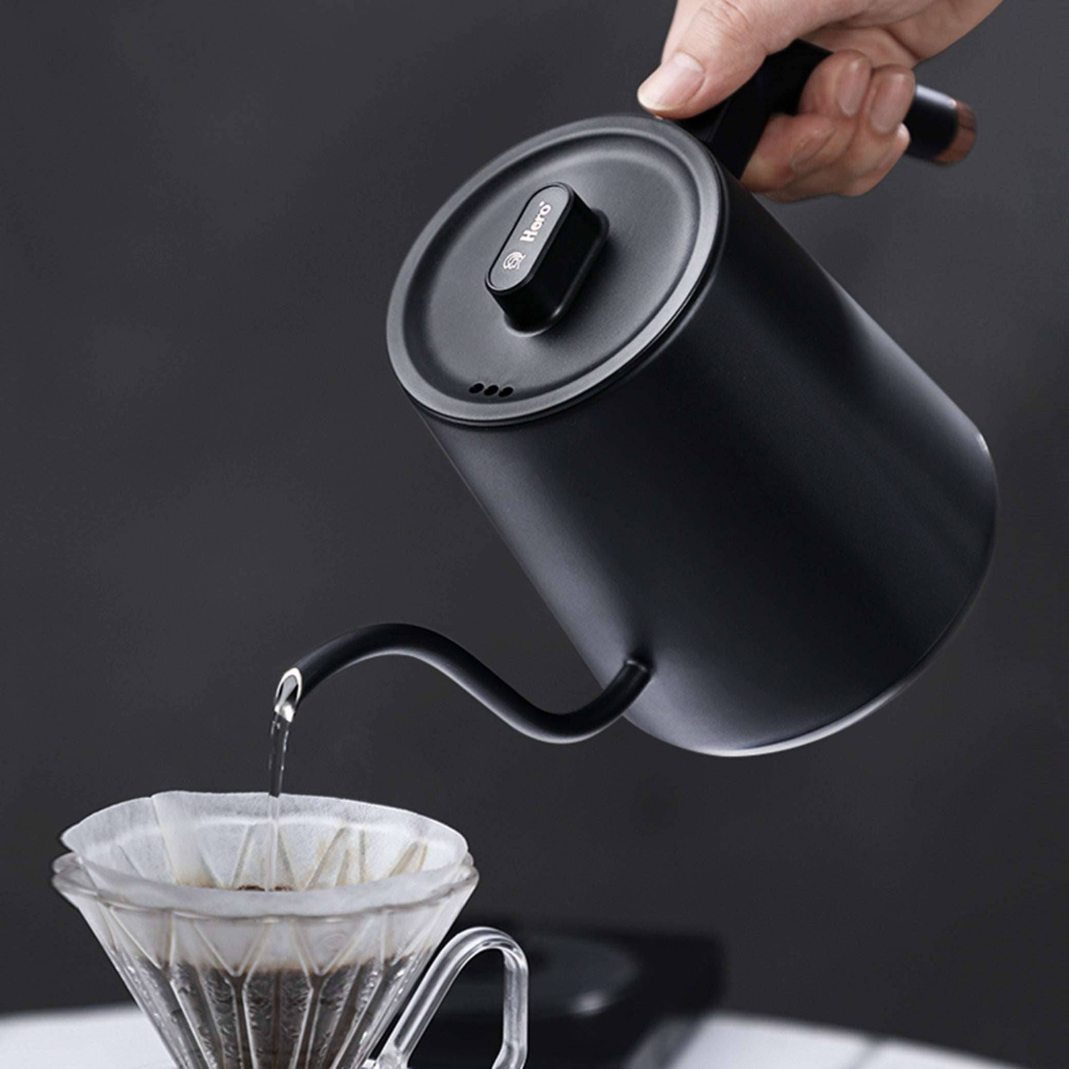 zeroHero - Czajnik elektryczny z wylewką WuMing E-Kettle Pro 900 ml czarny