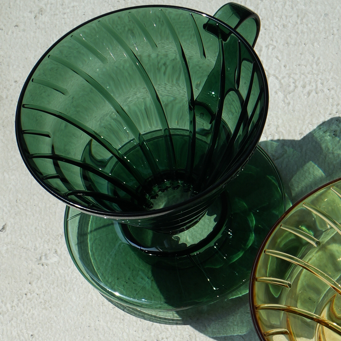 Hario - Dripper plastikowy V60-02 Bonsai Green zielony
