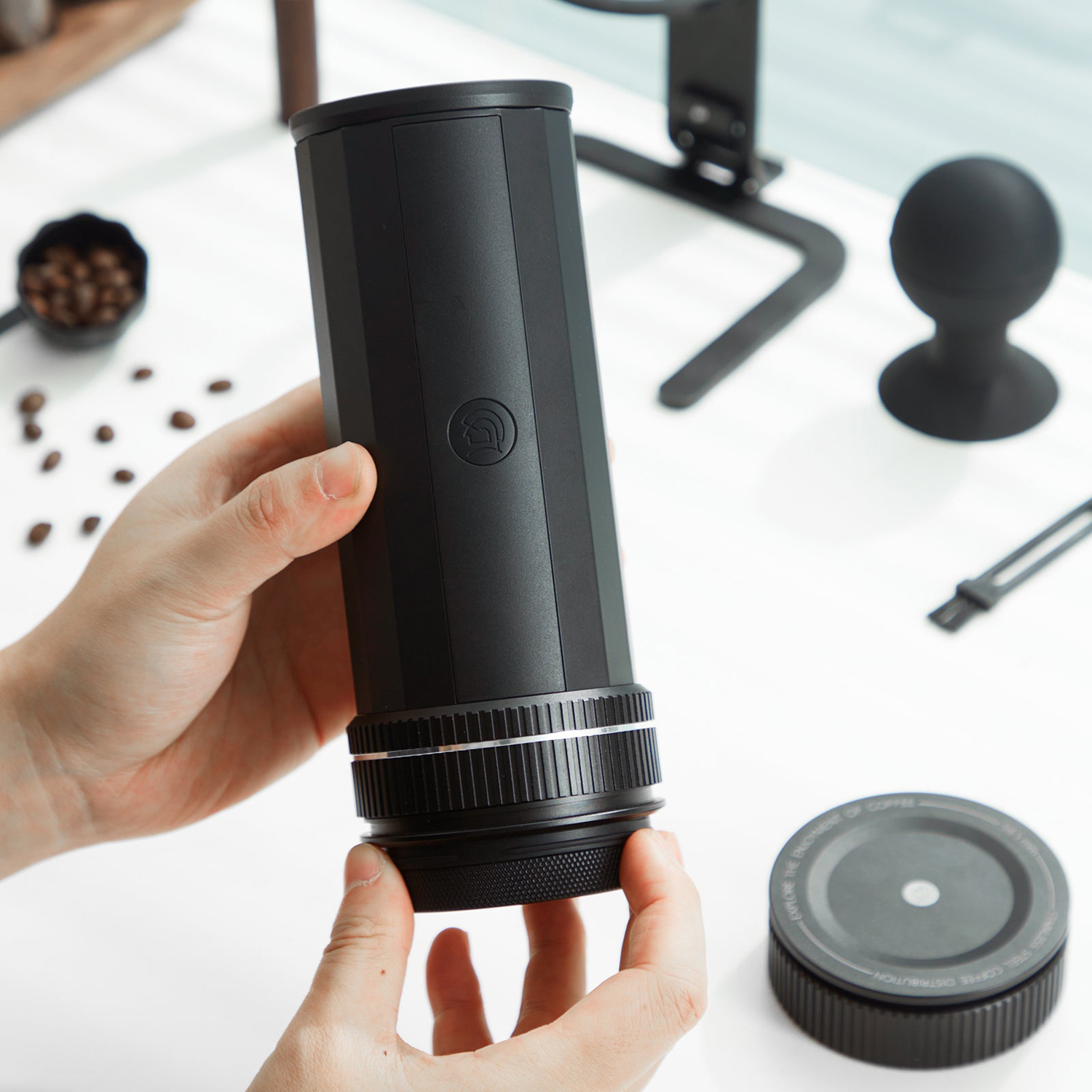zeroHero - Ekspres przenośny do espresso Heropresso Pro Heated Edition 58 mm czarny