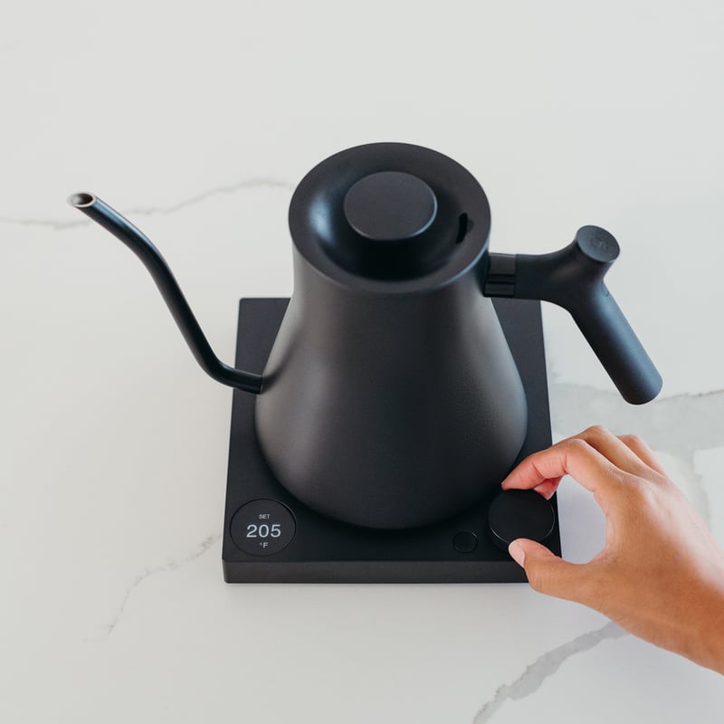 Fellow Stagg EKG PRO Electric Kettle Matte Black Coffeedesk