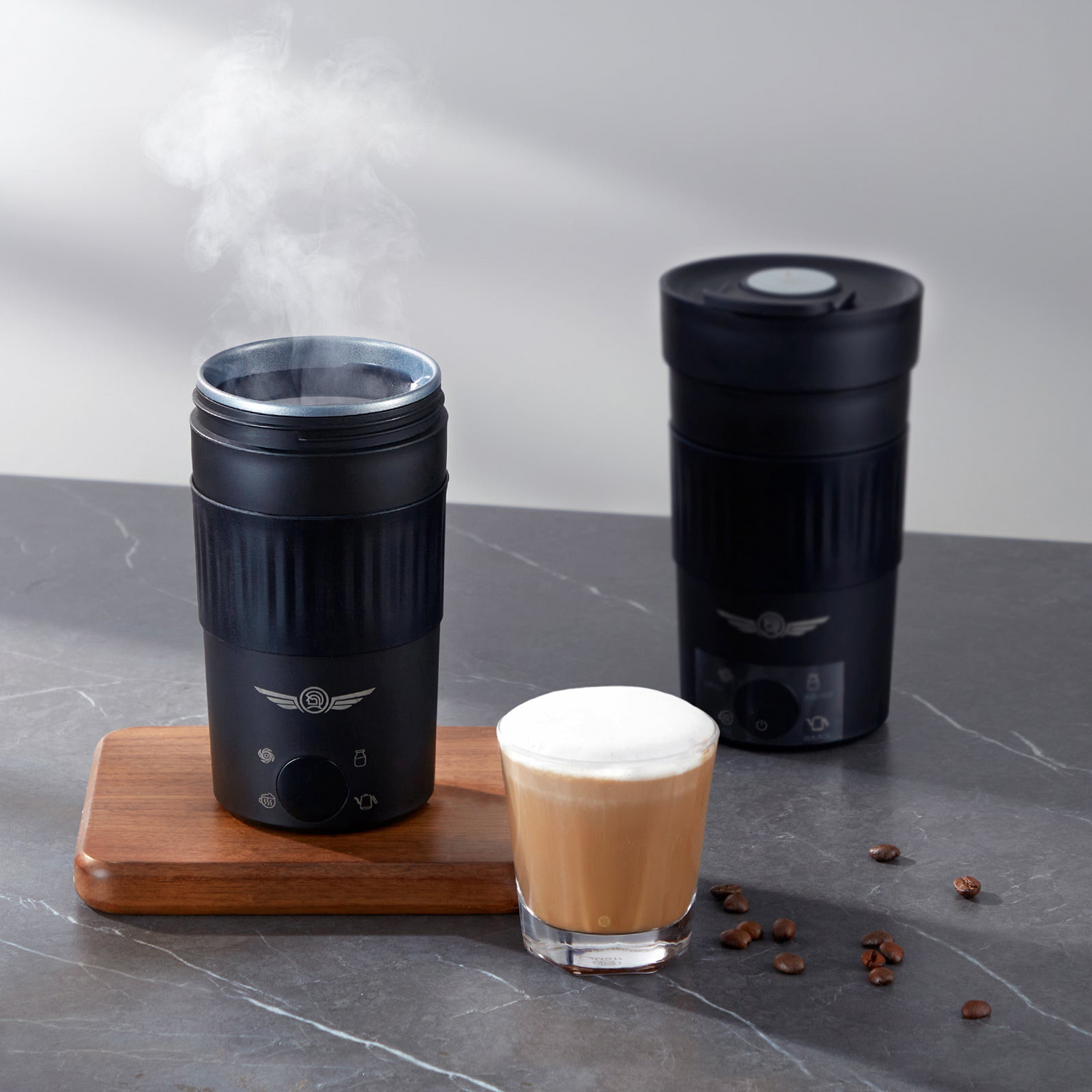 zeroHero - Artist Cup electric milk frother - Black