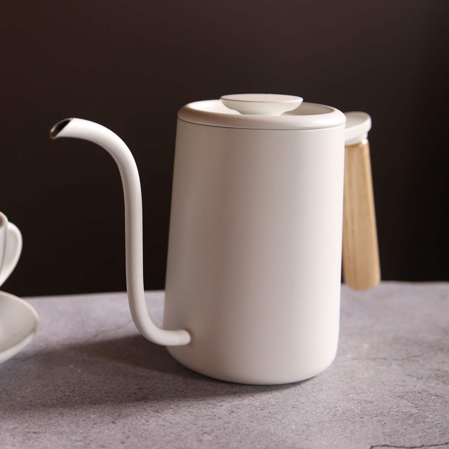 Timemore - Czajnik z wylewką Youth Kettle 700 ml biały