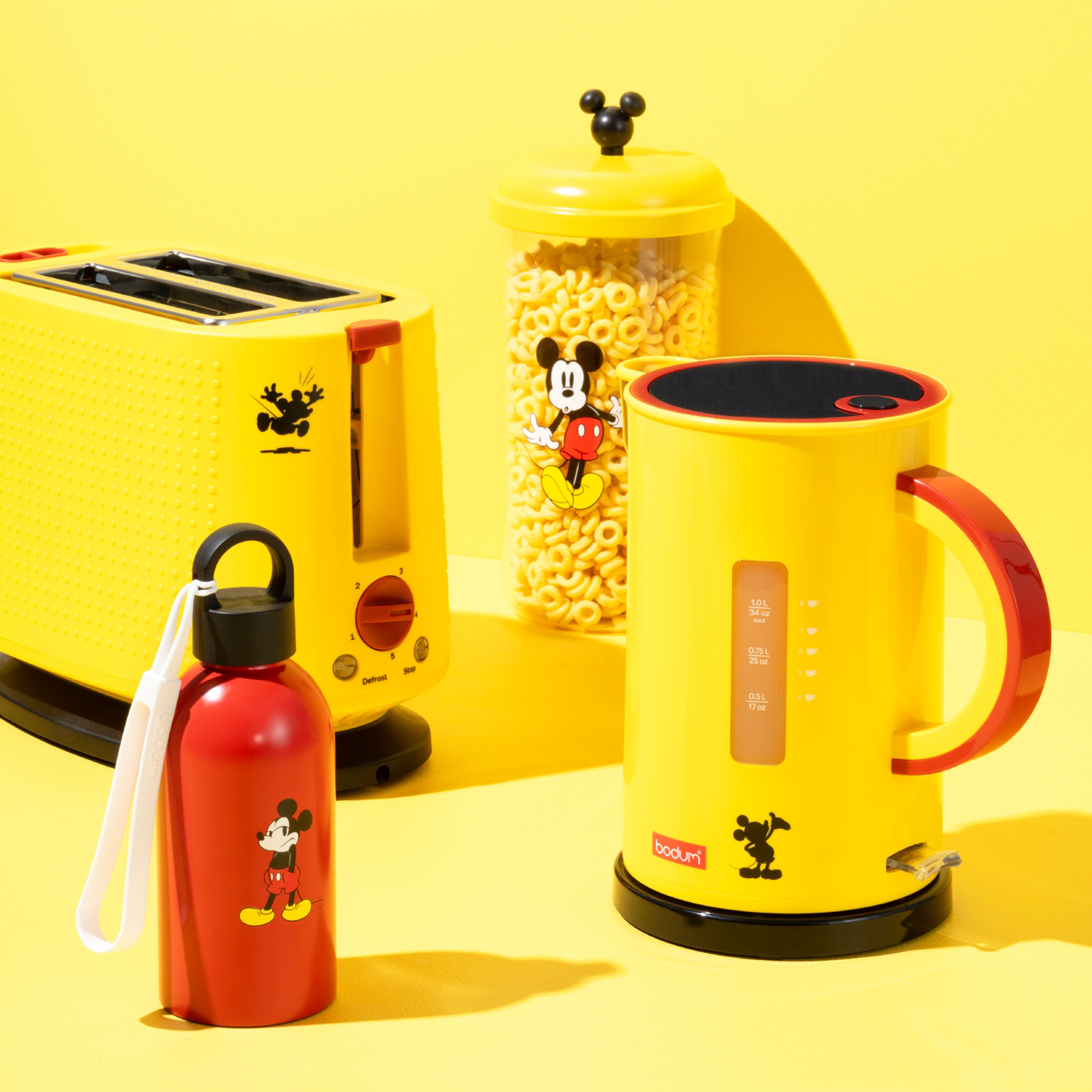 Bodum x MoMa - Czajnik elektryczny Ettore Disney Mickey Żółty 1l