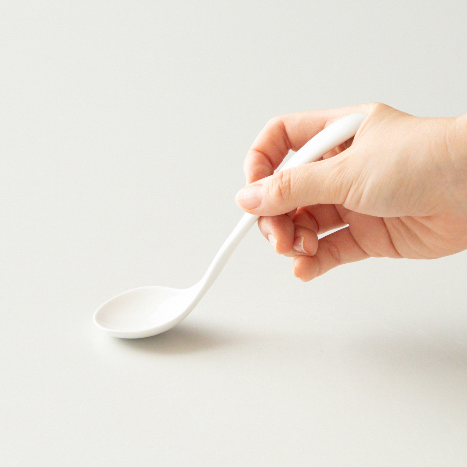 ORIGAMI - Ceramic Cupping Spoon - White