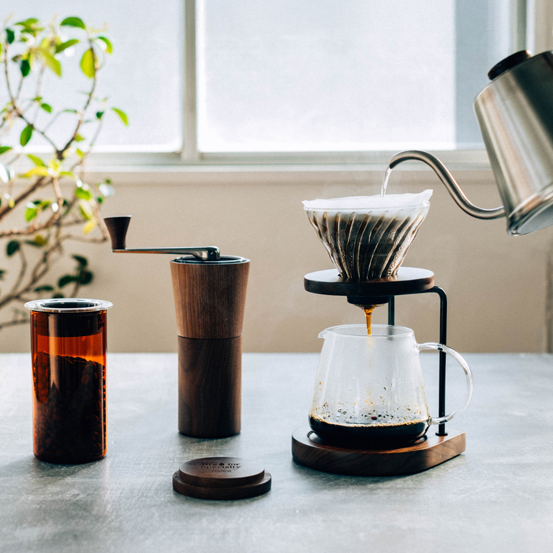 Hario - Coffee Grinder Walnut