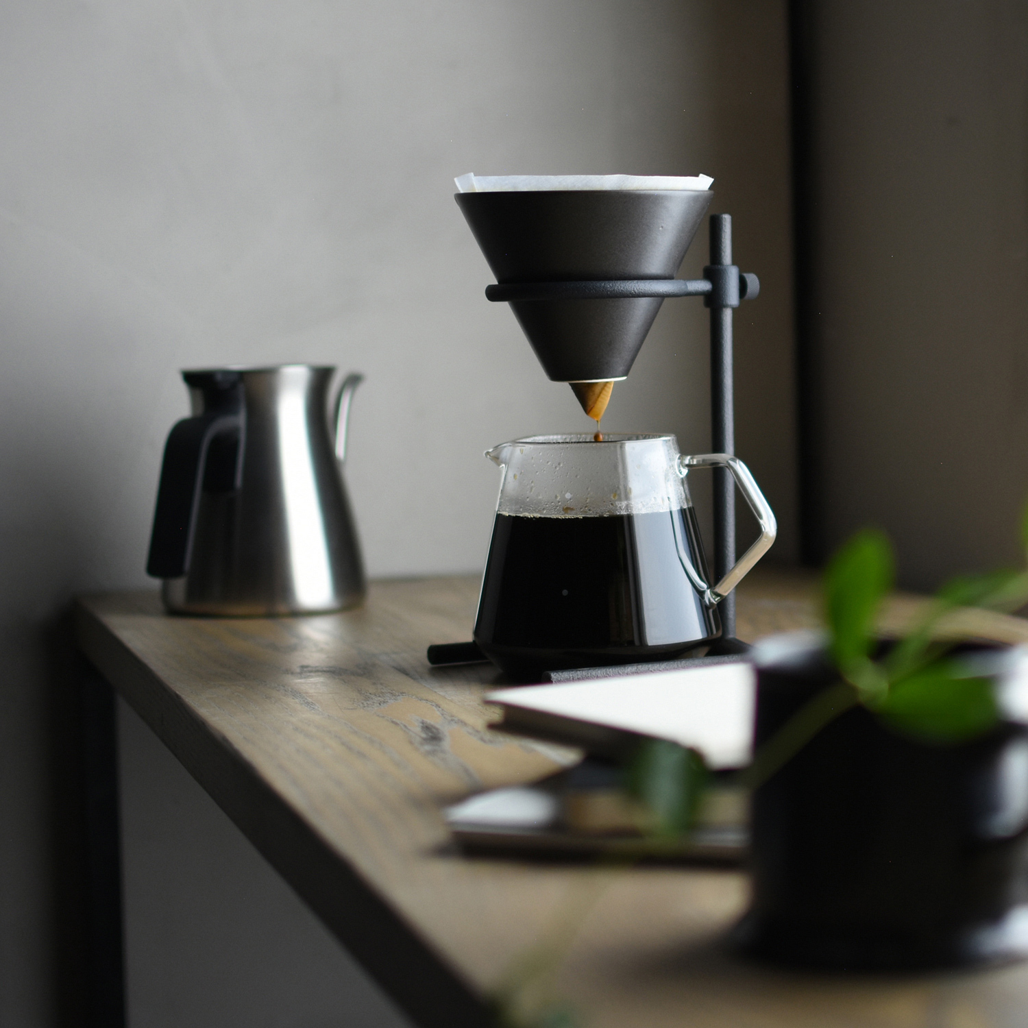 KINTO - SCS-S04 - Dripper ceramiczny 4 filiżanki + stacja + serwer 700ml + miarka + filtry