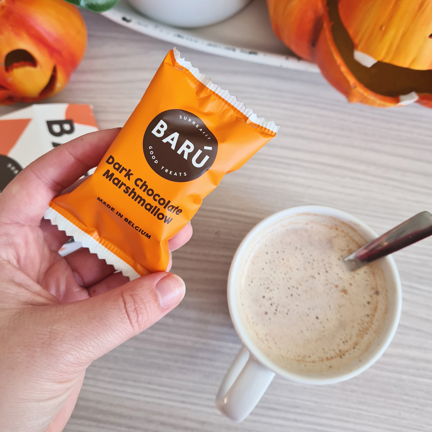 BARU - Pianki Dark Chocolate Marshmallows 54 g (4 x 13,5 g)