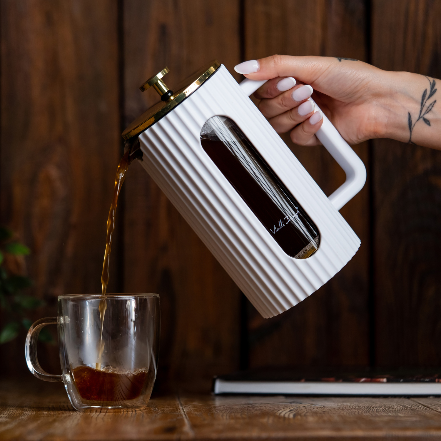 Vialli Design - French press Livio 1 l biało-złoty