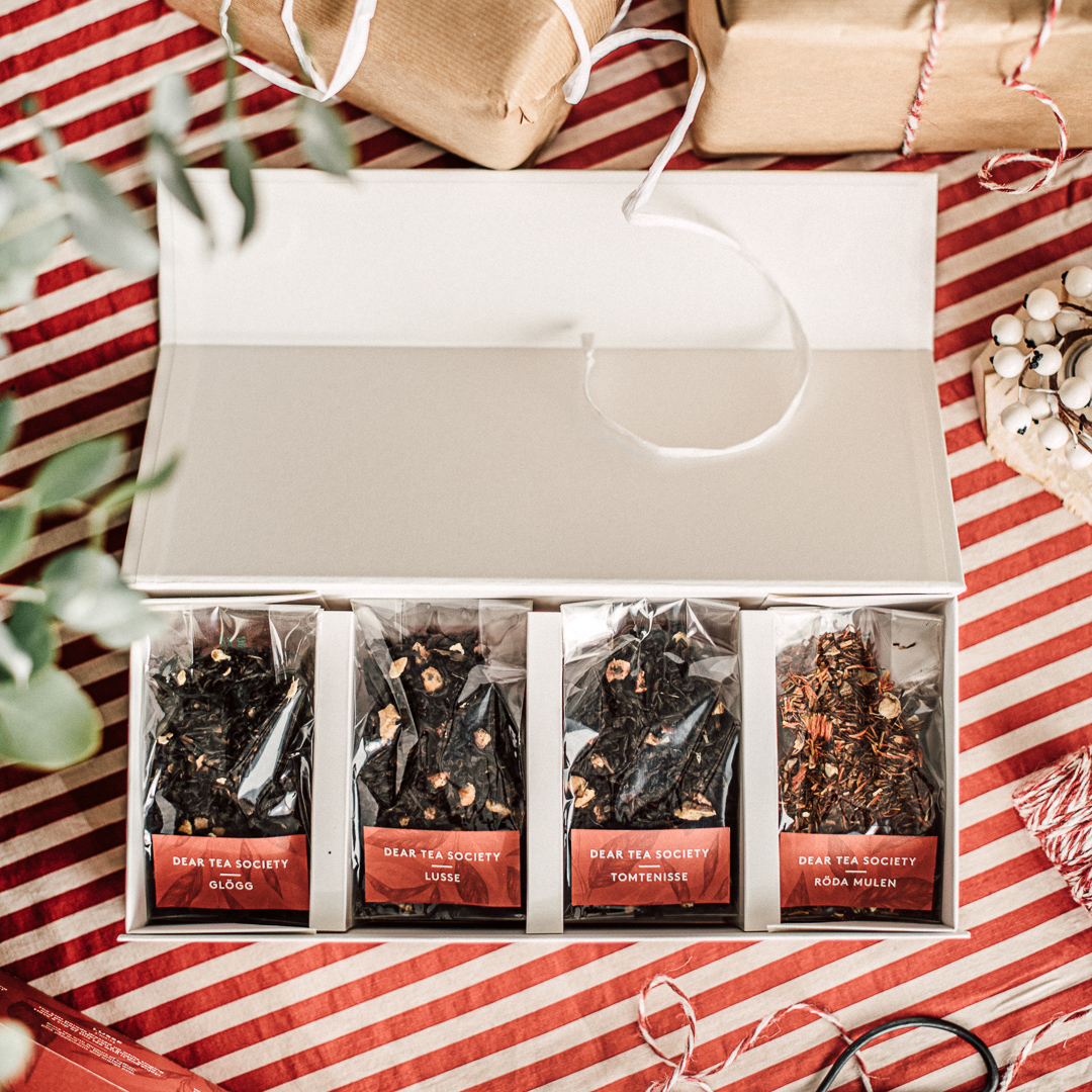 Dear Tea Society Christmas Selection - Kalendarz Adwentowy - Herbata sypana 240 g Dear Tea Society Christmas Selection - Kalendarz Adwentowy - Herbata sypana 240 g
