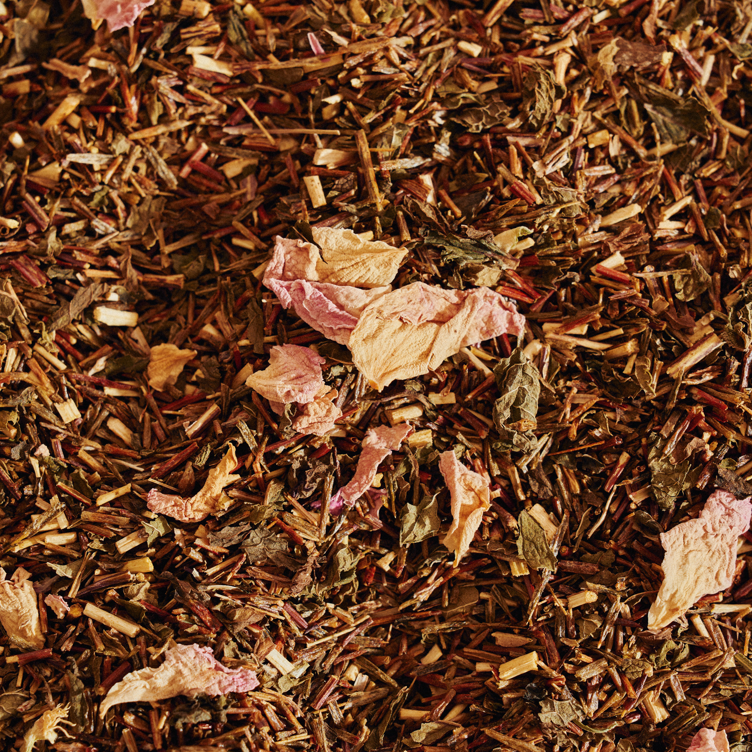 Le Petit Tealand - herbatka rooibos o smaku miętowo-truskawkowym z miętą Nana i płatkami róży EKO 36 g