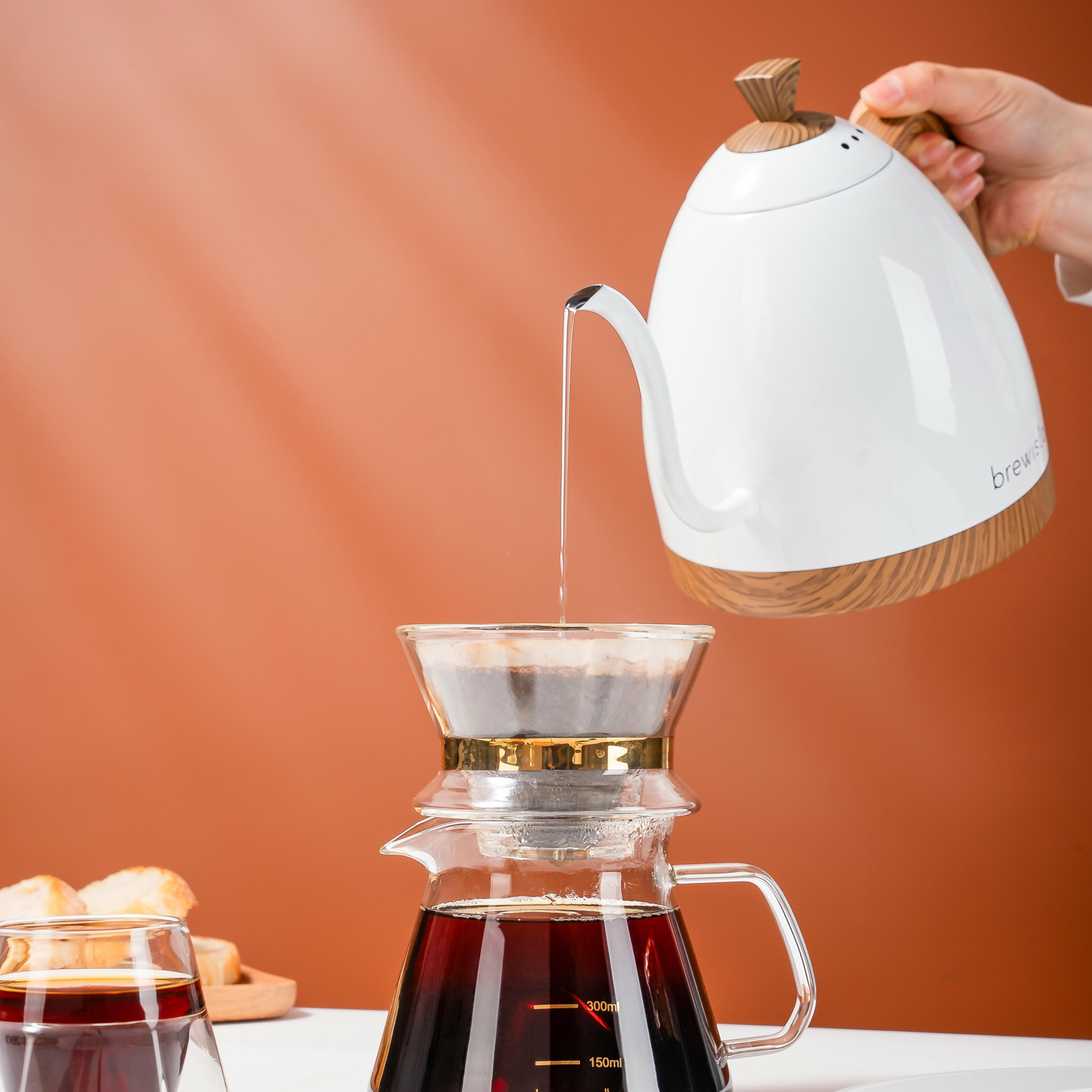 Brewista - Artisan Variable Temperature Kettle Perłowa Biel 1l - Czajnik elektryczny