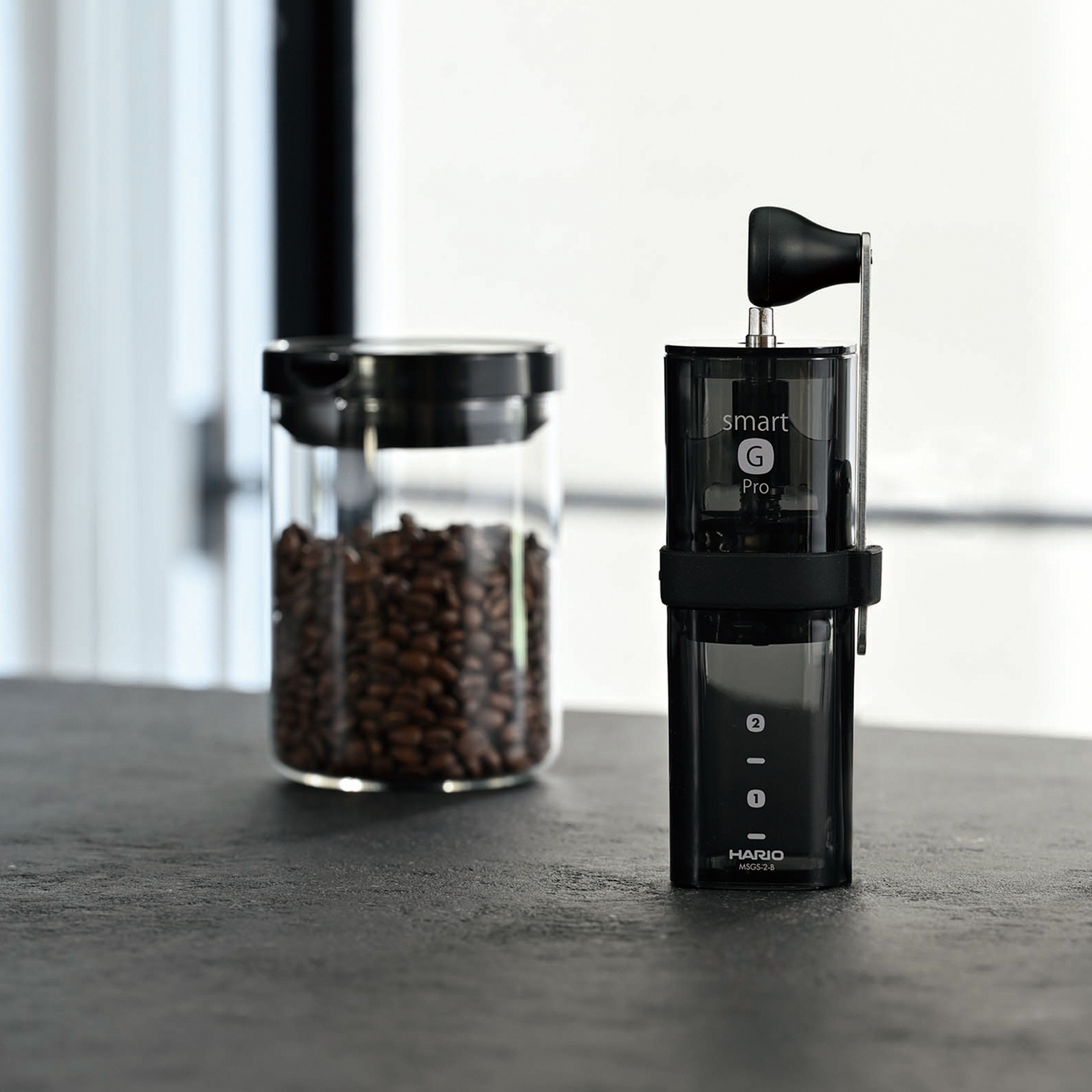 Hario - Smart G PRO Coffee Mill Przezroczysty Czarny - Młynek do kawy